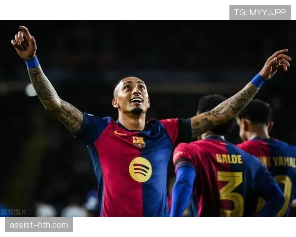 拉菲尼亚vs鲍文：草根崛起之路与战术角色差异